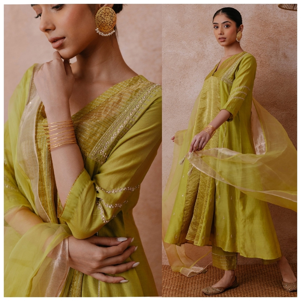 Label Mansi Nagdev Green Kurta Set - Picture 3 of 14